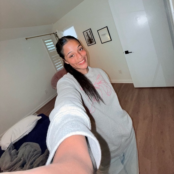 Meet your Posher, Amber - Picture 15 of 15